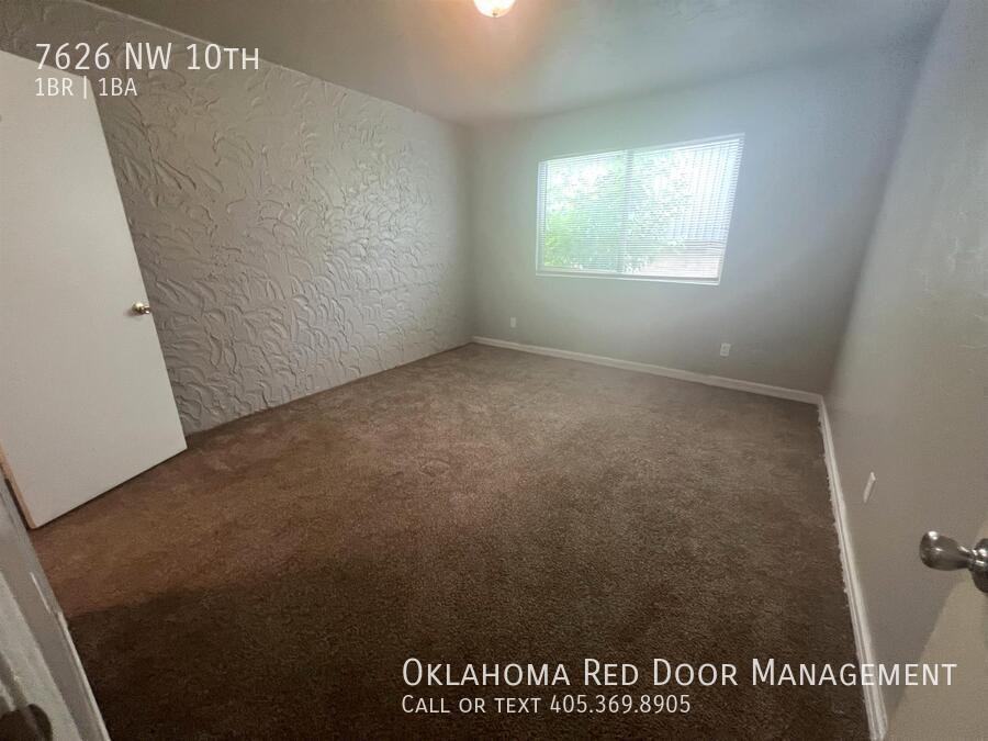 7626 Nw 10th St - Photo 2 of 15