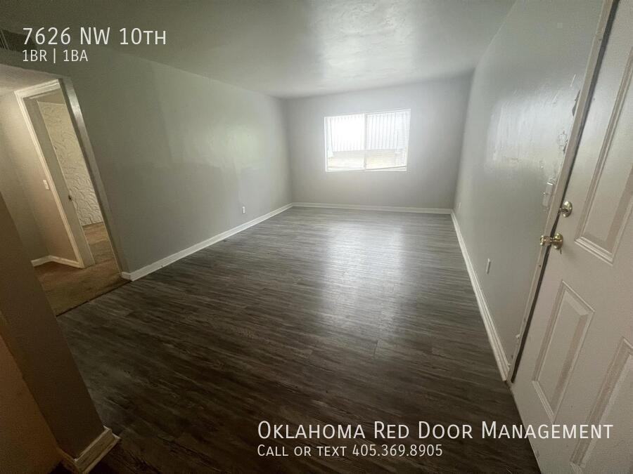 7626 Nw 10th St - Photo 5 of 15