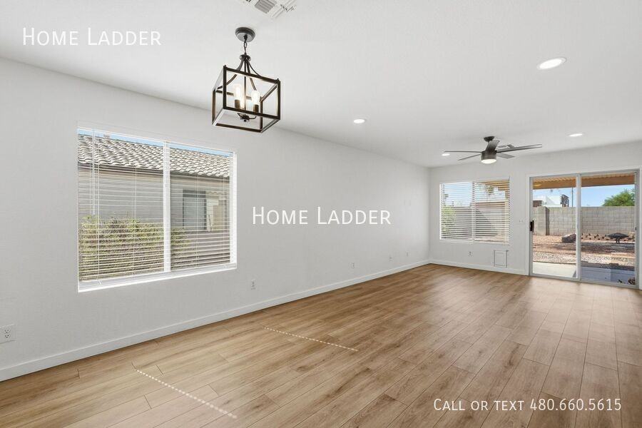 16030 W Woodlands Ave - Photo 2 of 36