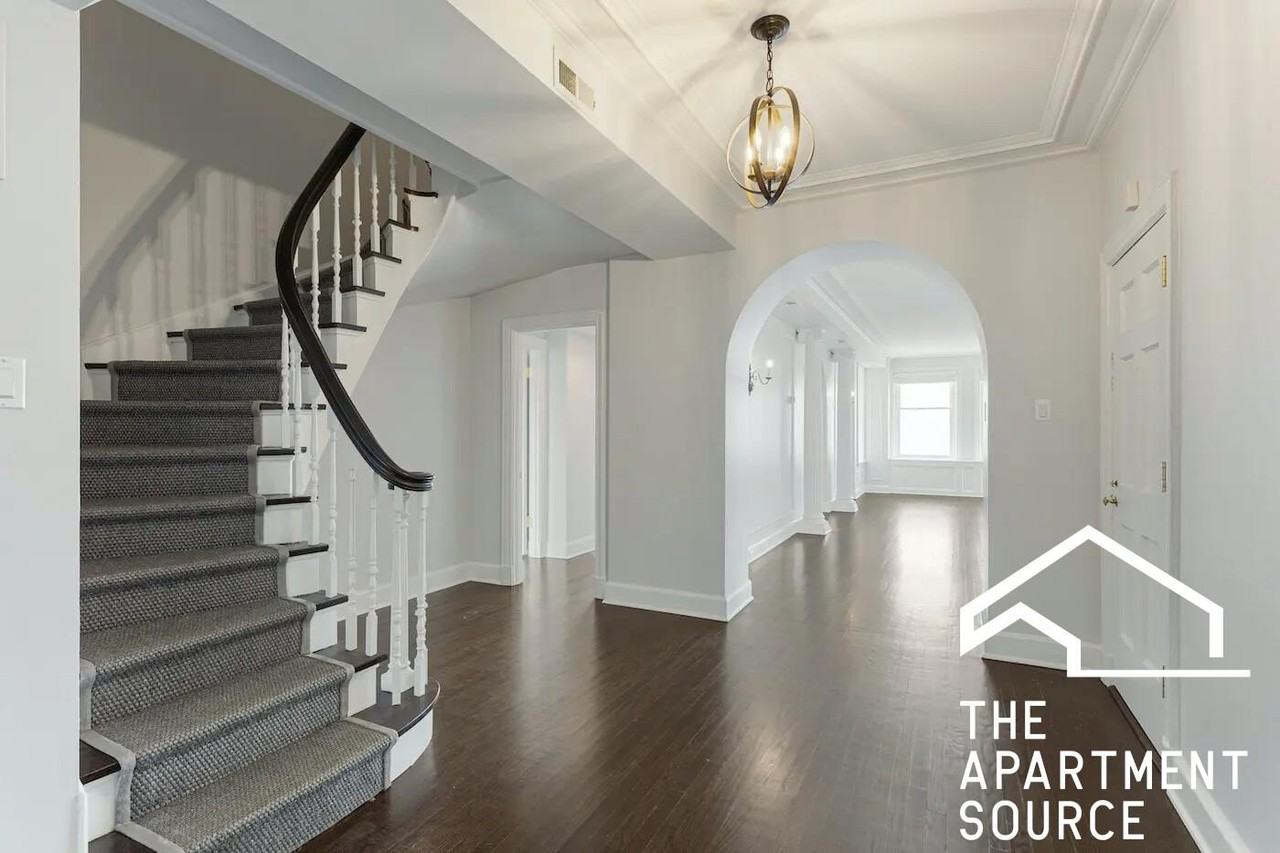 3240 N Lake Shore Dr #10B - Photo 5 of 13