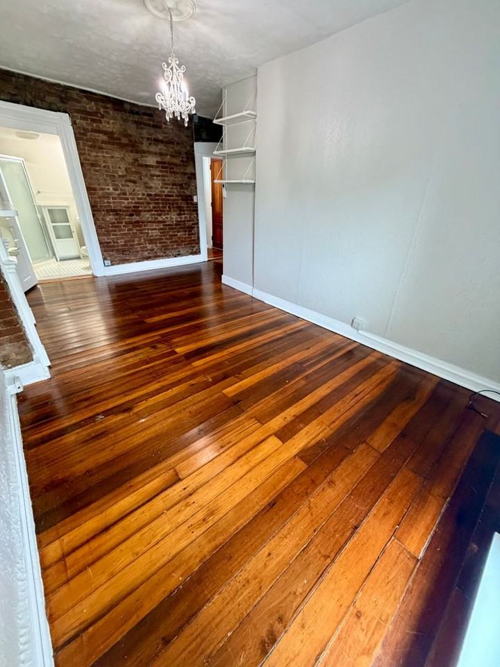 365 S Upper St #2