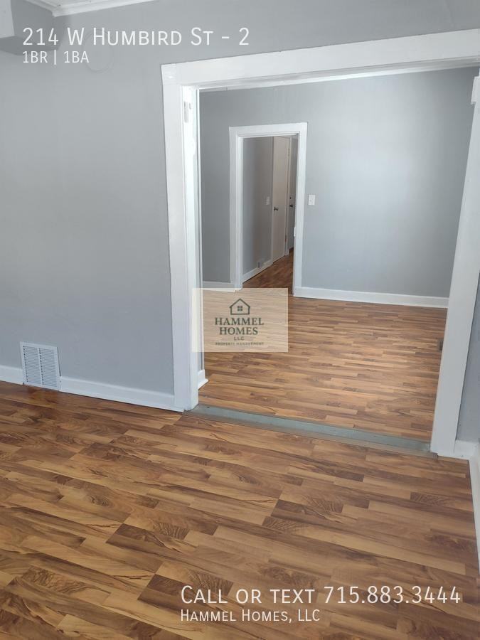 214 W Humbird St #2 - Photo 5 of 15