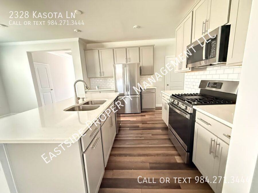 2328 Kasota Ln - Photo 7 of 26