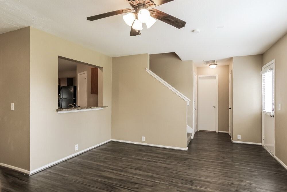 3231 Dartmouth Field Ln - Photo 5 of 25