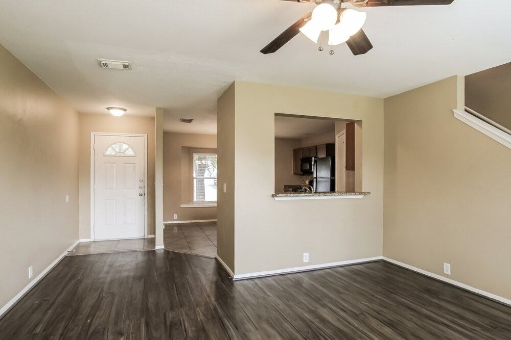 3231 Dartmouth Field Ln - Photo 6 of 25