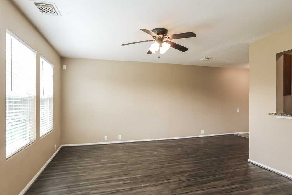 3231 Dartmouth Field Ln - Photo 7 of 25