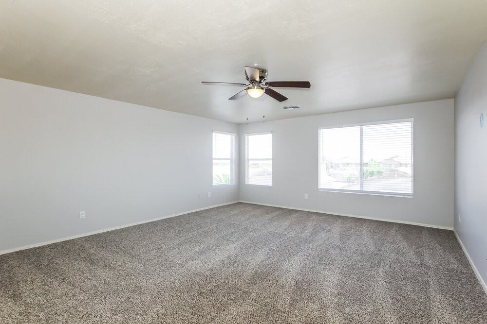 22807 W Gardenia Dr - Photo 7 of 17