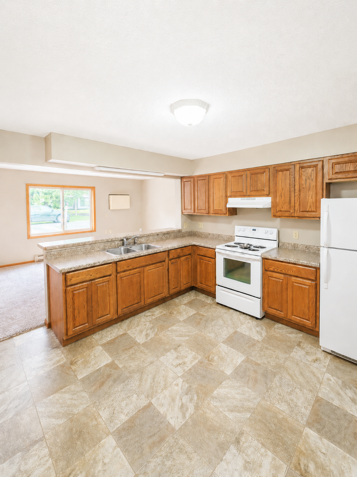 Larson Apartments - Photo 6 of 15