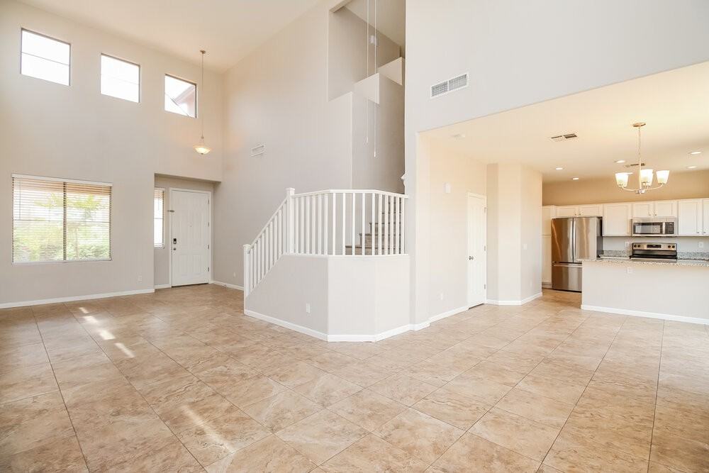 125 N 22nd Pl #39 - Photo 4 of 17