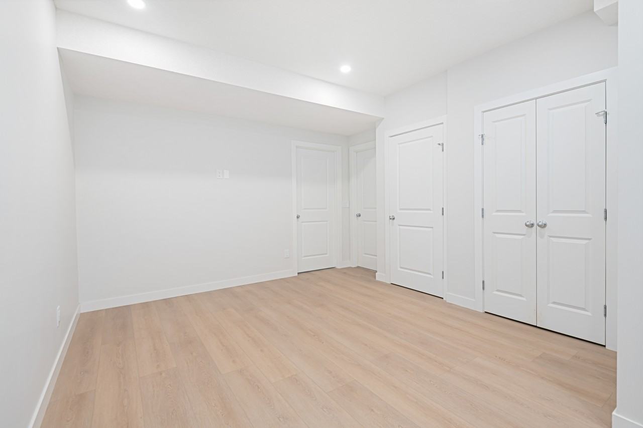 B, 67 Walcrest Row Southeast - Photo 4 of 11