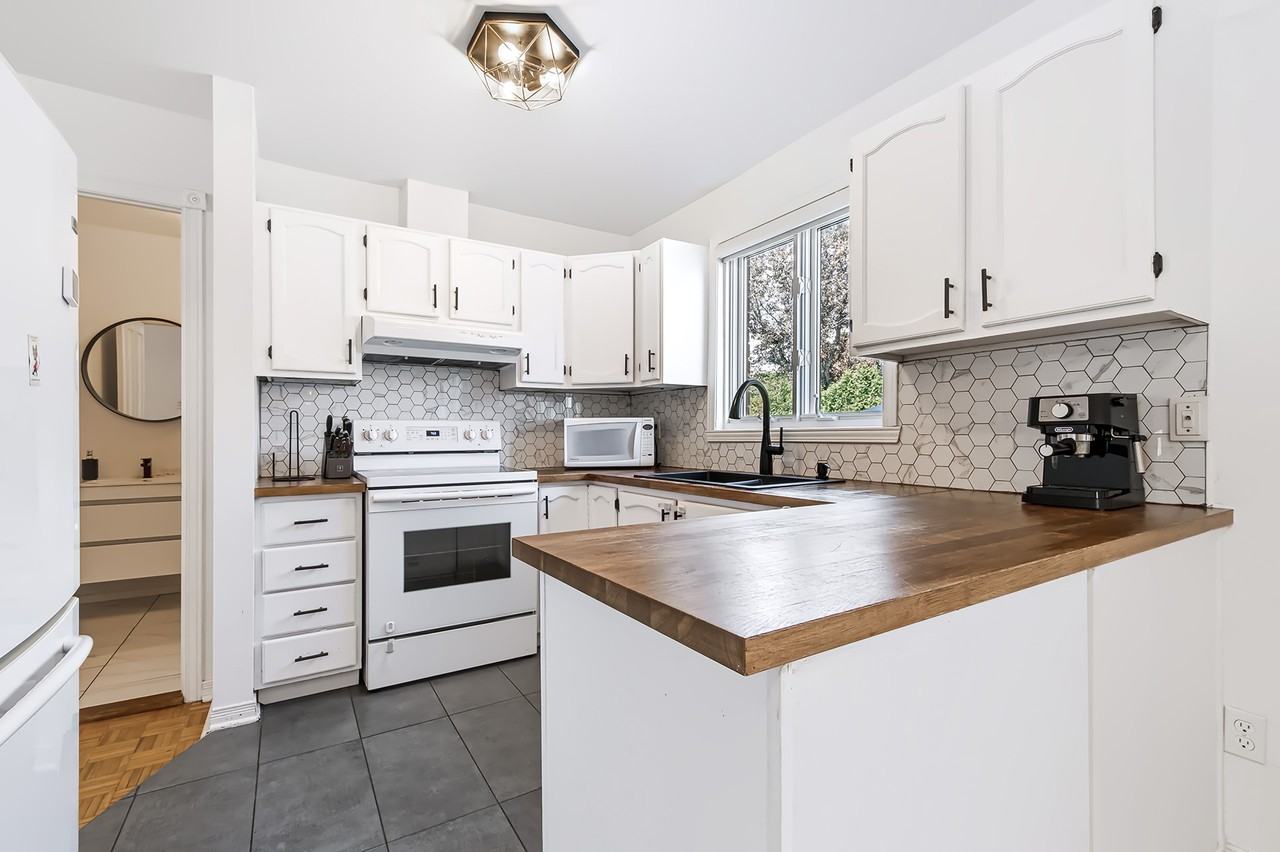3231 Rue Springland - Photo 5 of 15