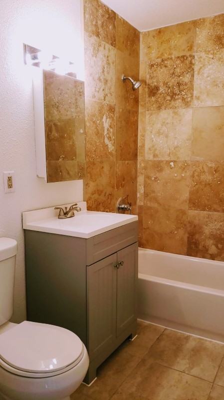 5112 Pebble Beach Blvd #A - Photo 5 of 8