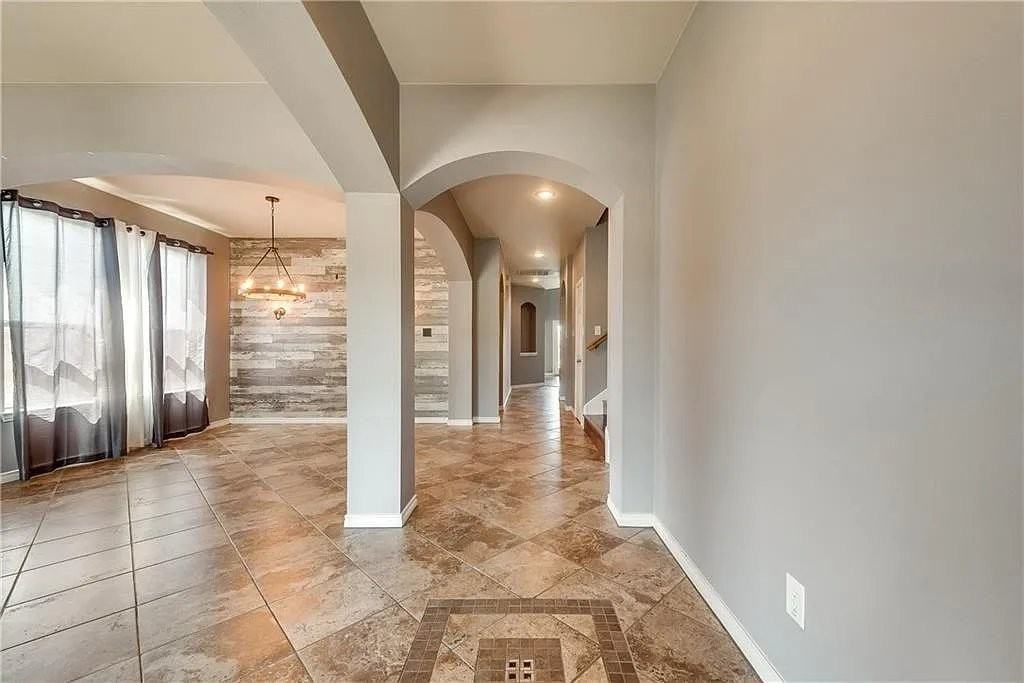12501 Lizzie Pl - Photo 2 of 20