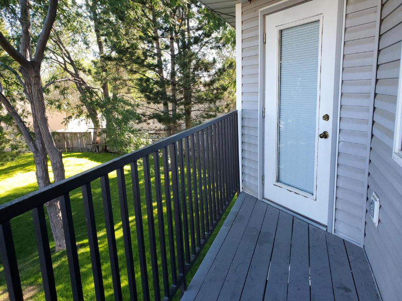 658 Paradise Pl #201 - Photo 2 of 5