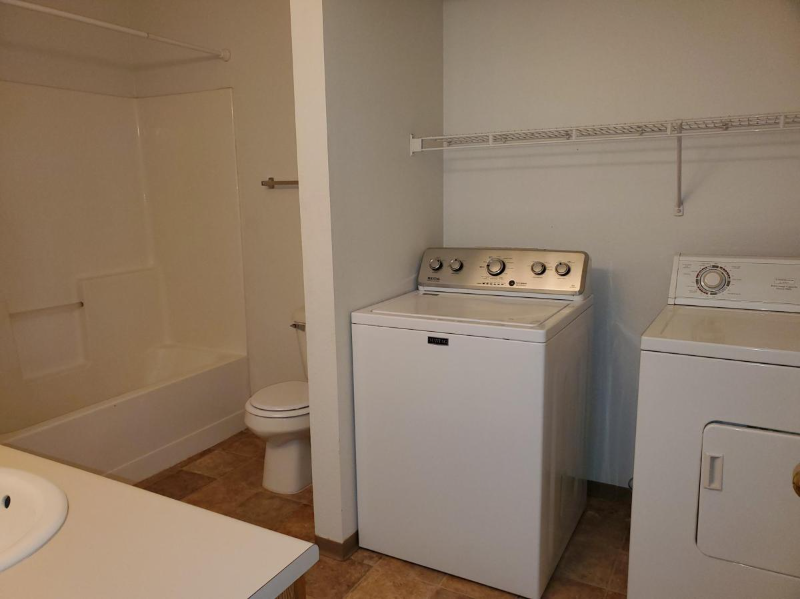 658 Paradise Pl #201 - Photo 5 of 5