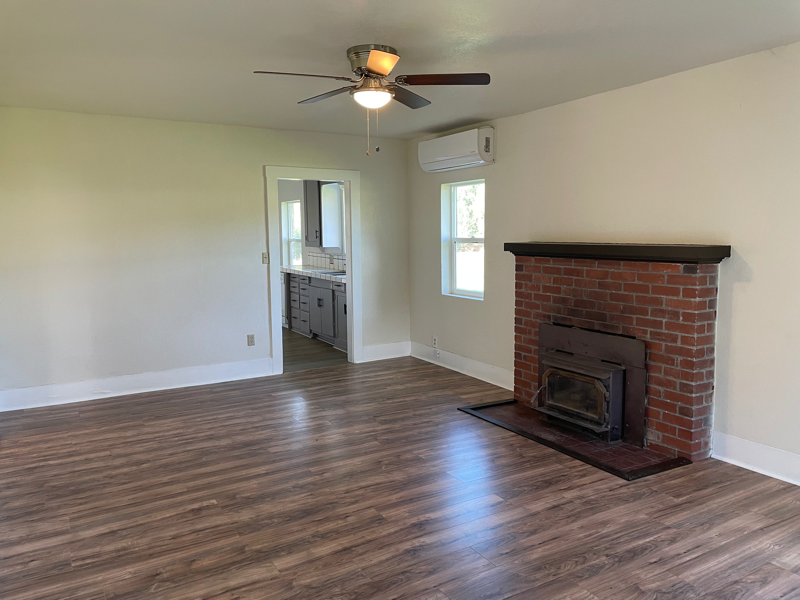 112 Live Oak Knls - Photo 2 of 12
