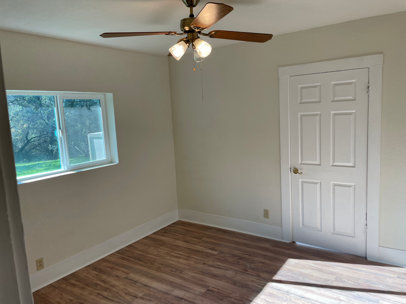 112 Live Oak Knls - Photo 5 of 12
