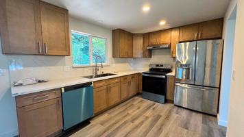 featured image of 820 Carter Pl