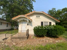 featured image of 230 S Virginia Ave #S
