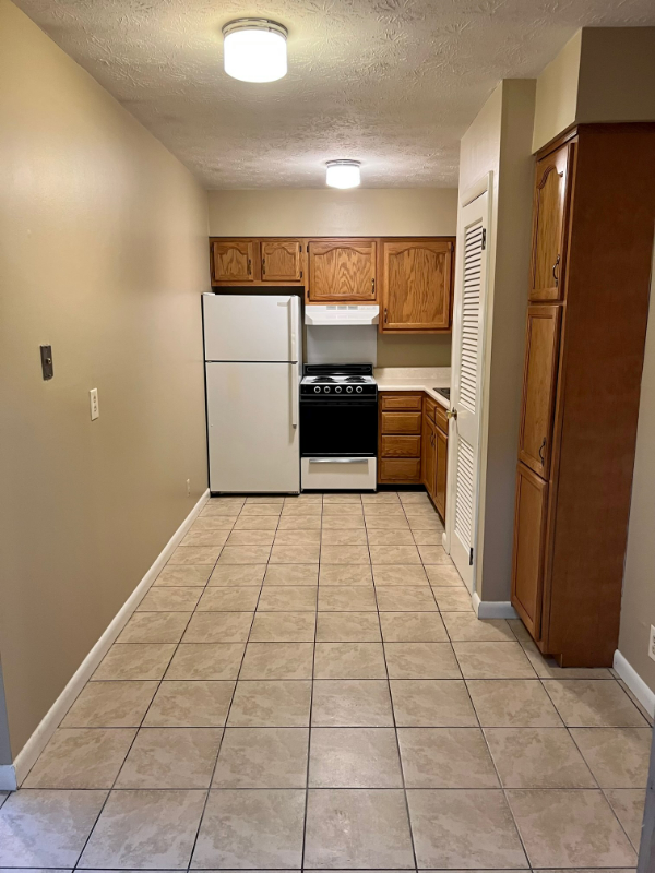 2203 Adams Ave #12 - Photo 2 of 13