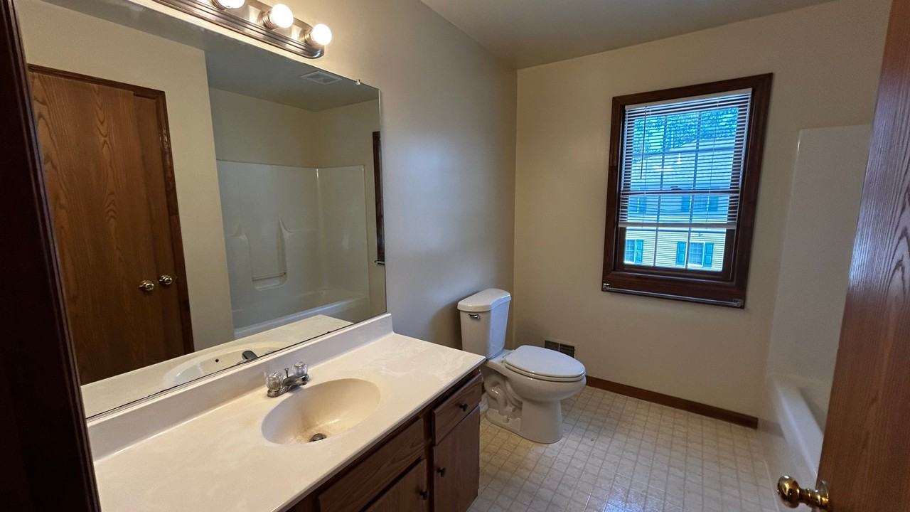 4212 Menga Dr #4 - Photo 3 of 14
