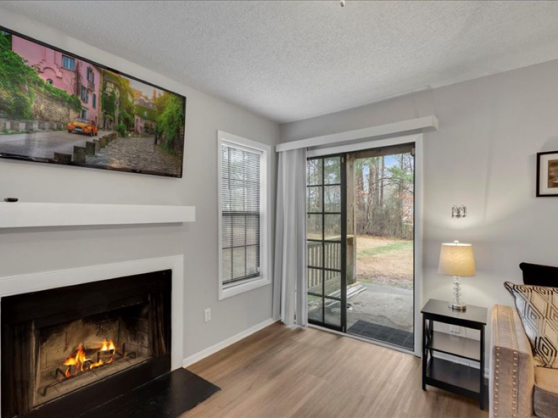 3804 Chimney Ridge Pl #007 - Photo 3 of 11