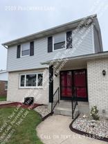 2109 Peachtree Ln - Photo 1 of 1