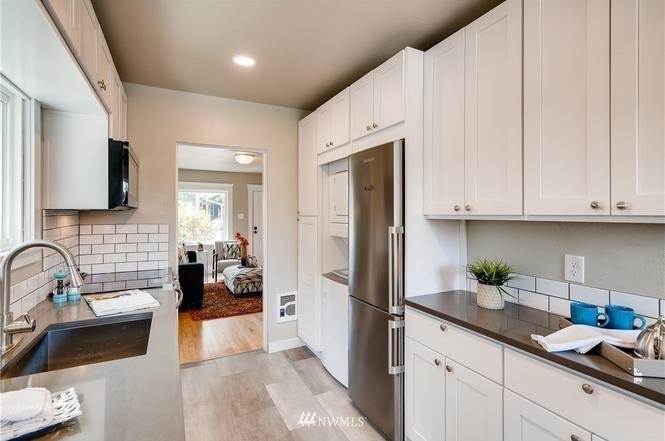 2121 S L St - Photo 5 of 9