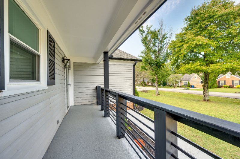 520 Riverview Dr - Photo 6 of 44