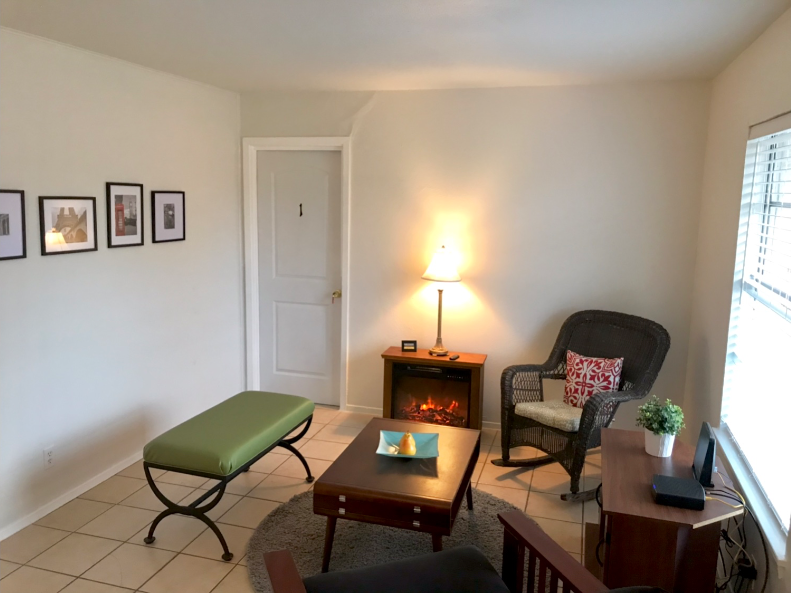 142 Aldrich Dr - Photo 2 of 10