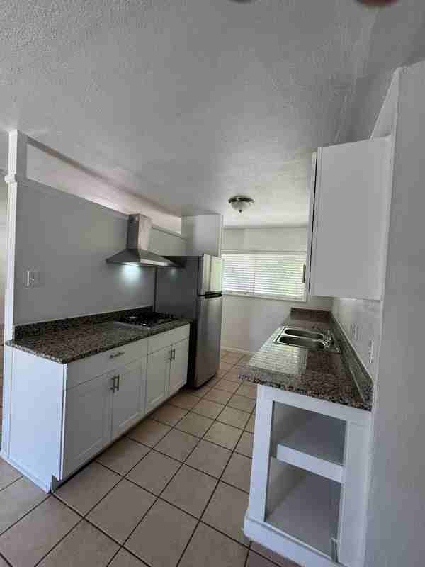 142 Aldrich Dr - Photo 7 of 10