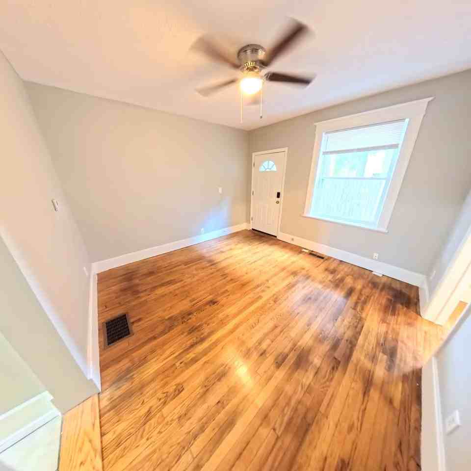 699 Park Ave #6 - Photo 3 of 27