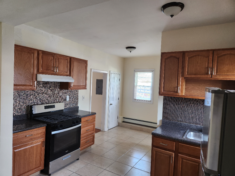 1182 Stuyvesant Ave #FL2 - Photo 7 of 24