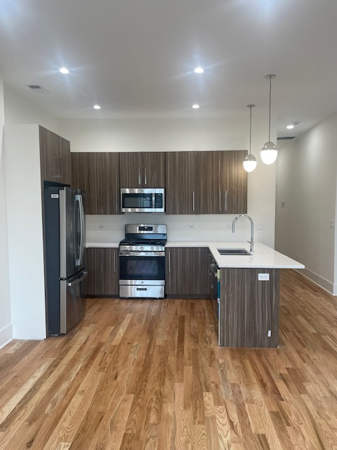 1922 N Kedzie Ave #2 - Photo 3 of 25