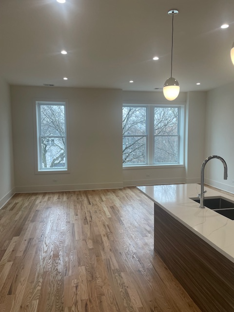 1922 N Kedzie Ave #2 - Photo 5 of 25