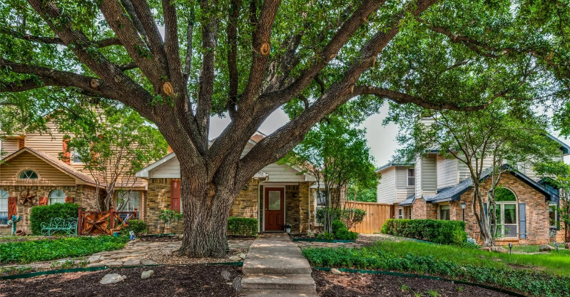 2833 Monet Pl - Photo 2 of 16