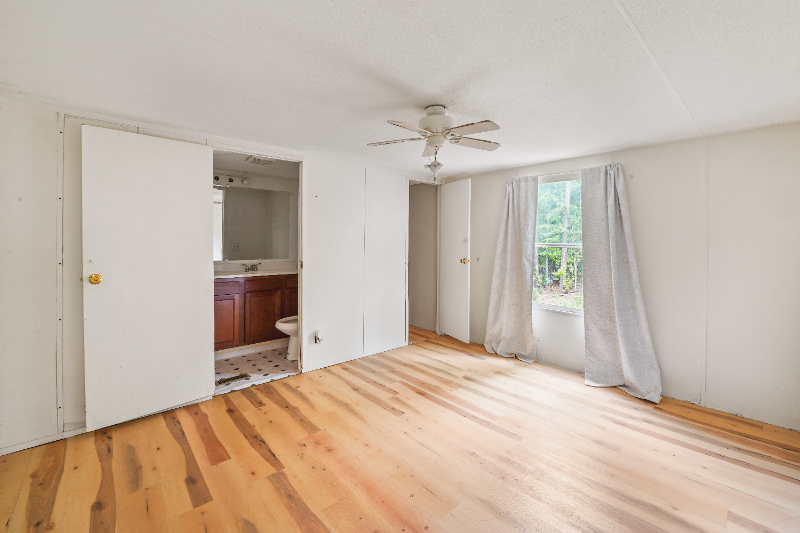213 Cooper Rd - Photo 7 of 16