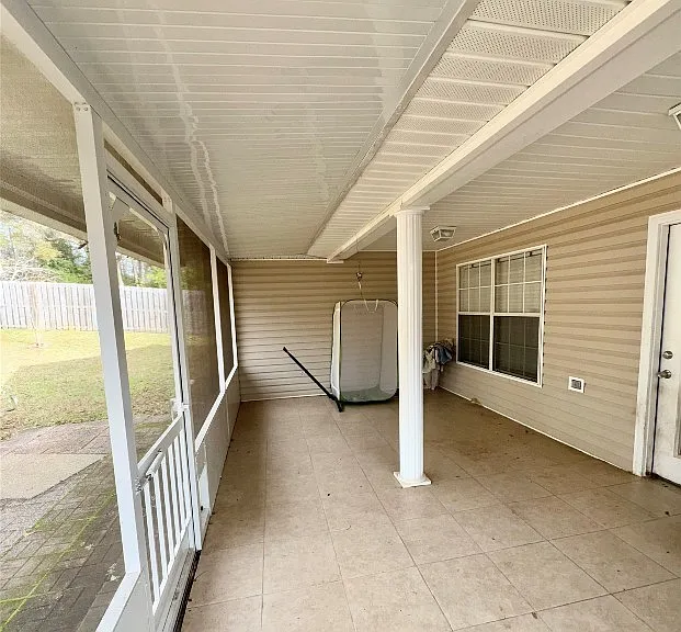 2821 Quail Cv - Photo 4 of 17