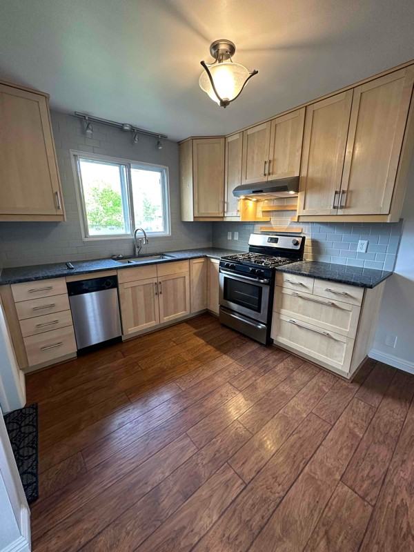 8357 W Aleen Ave - Photo 5 of 11