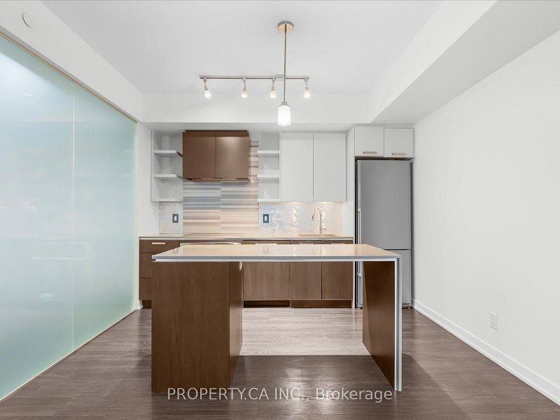 1830 Bloor Street West #623 - Photo 6 of 31