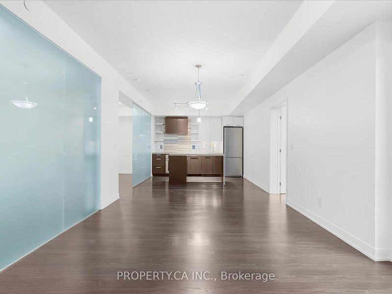 1830 Bloor Street West #623 - Photo 4 of 31