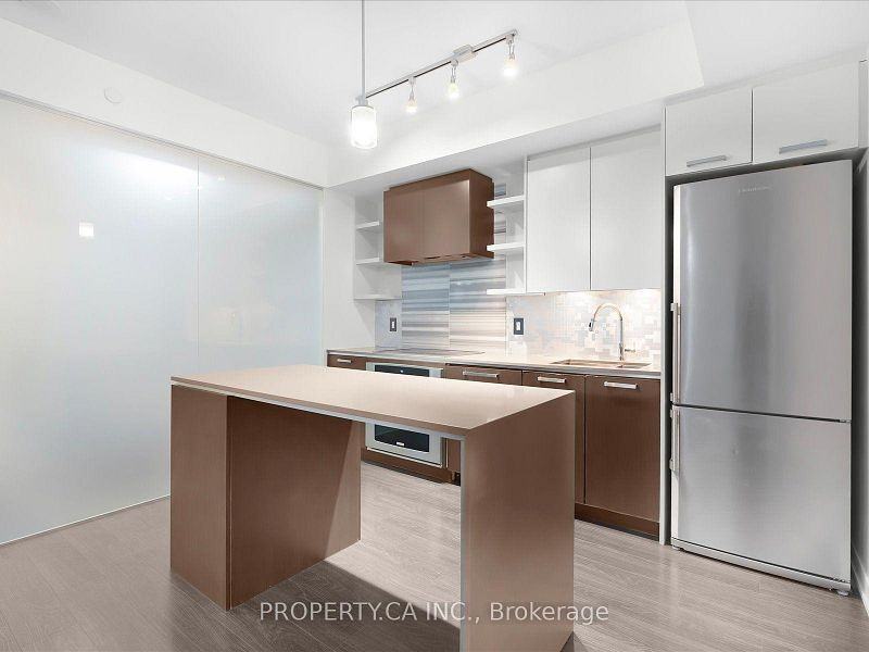 1830 Bloor Street West #623 - Photo 7 of 31
