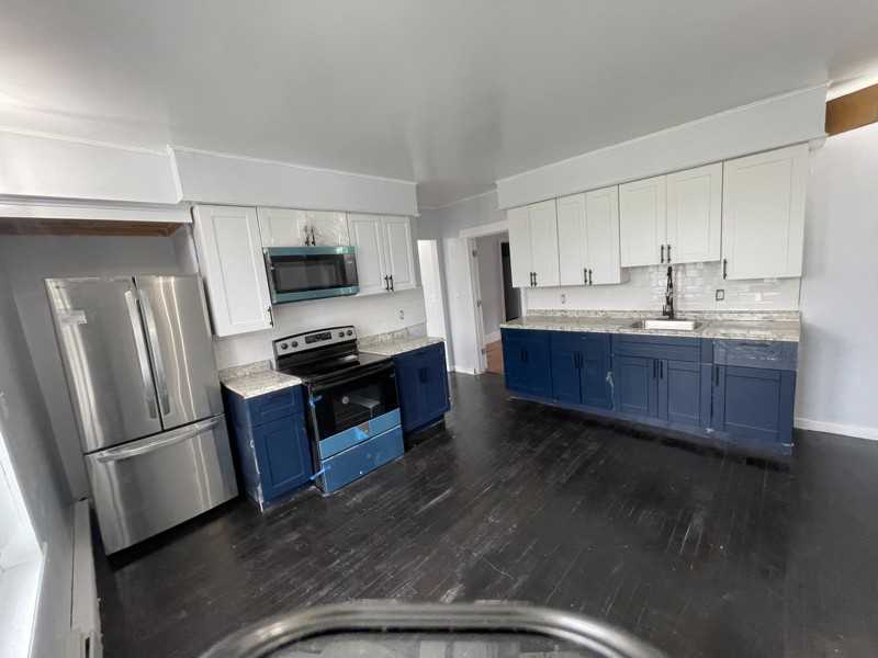 184 Bartlett St #2 - Photo 4 of 20