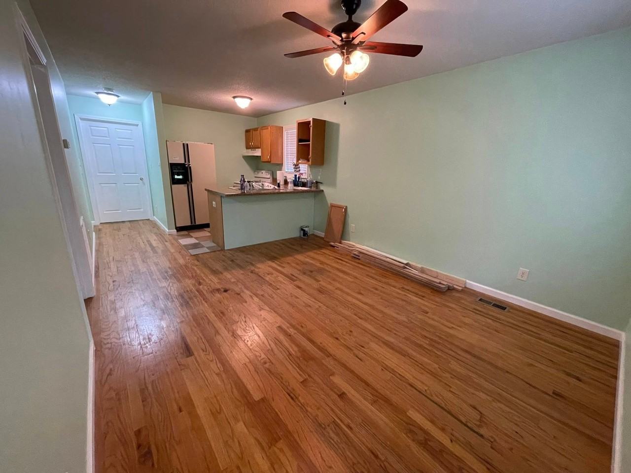 10182 Redwood Cir - Photo 2 of 7