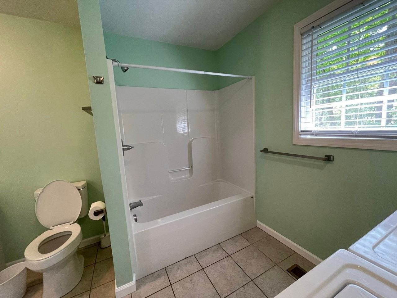 10182 Redwood Cir - Photo 4 of 7