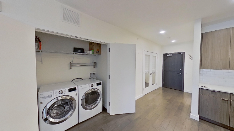 1616 S Broadway #312 - Photo 5 of 29