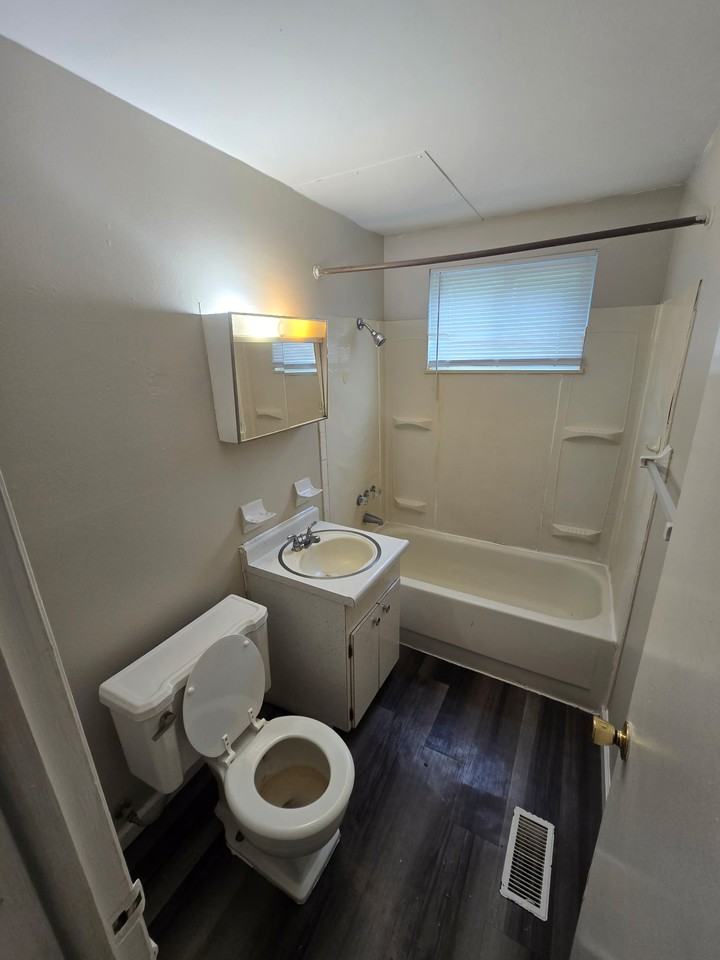 6533 Conway Dr #6537 - Photo 5 of 7
