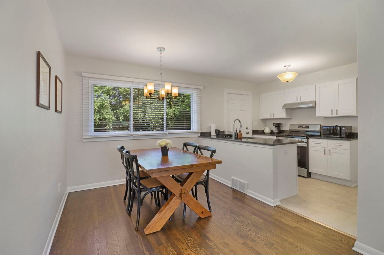 2309 Western Ave #2311 - Photo 4 of 10