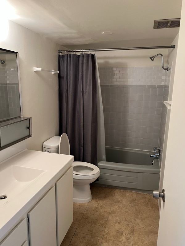 244 E Truman Ave #1 - Photo 5 of 5