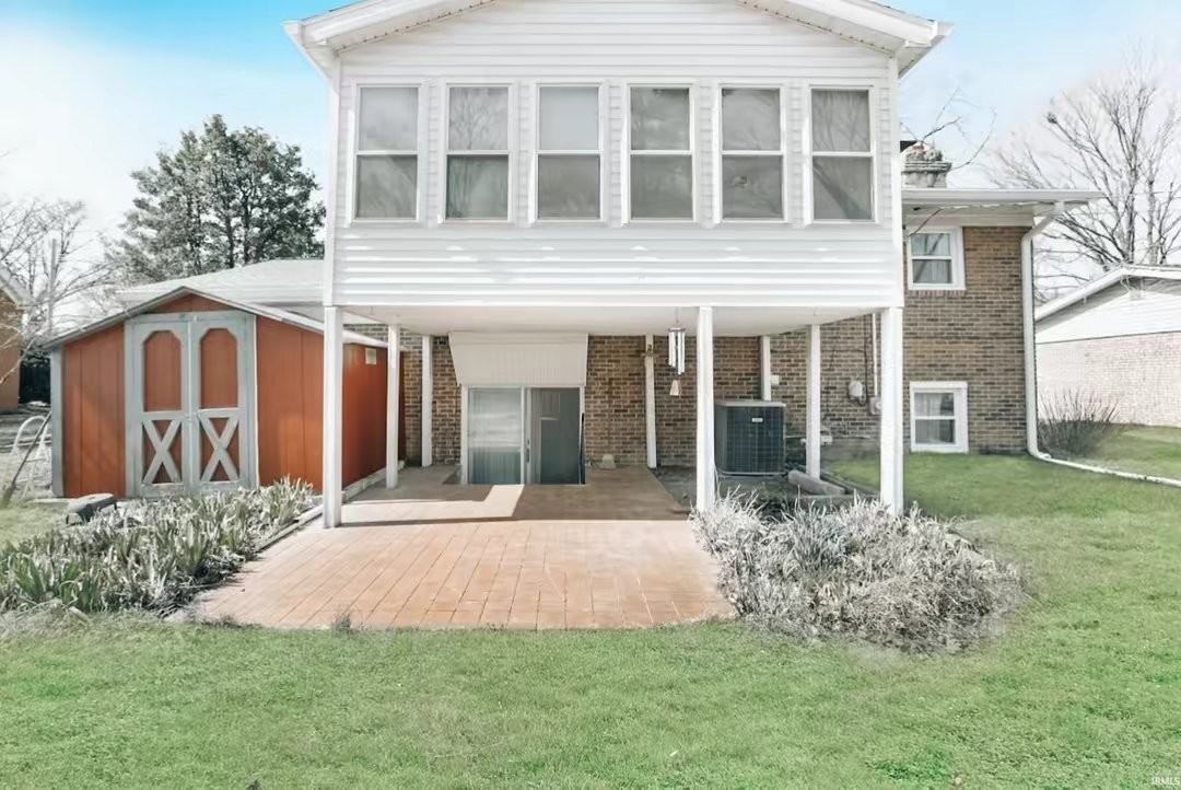 1107 N Boeke Rd - Photo 2 of 15
